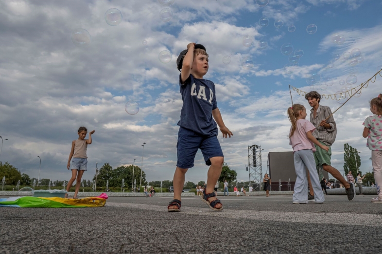 24mm-35mm-65mm-street-photo-zestaw-obiektywow
