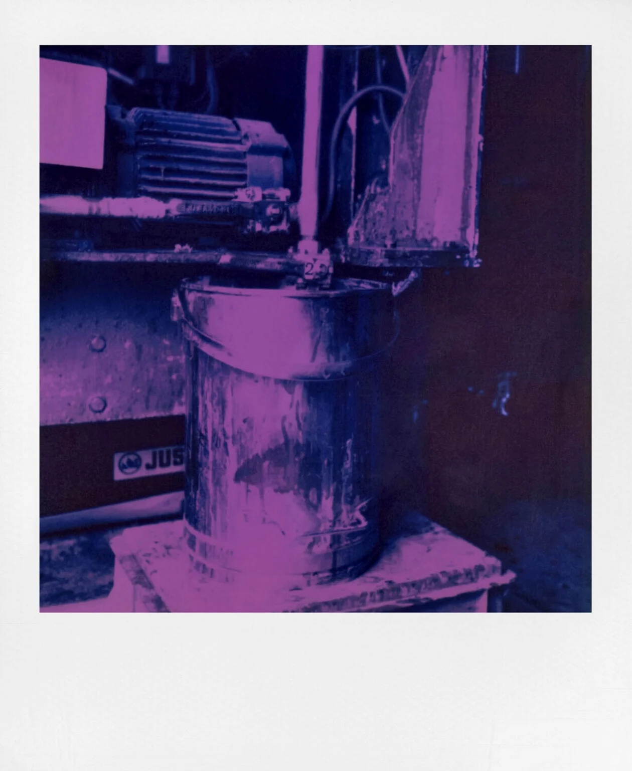 polaroid-reclaimed-purple-600
